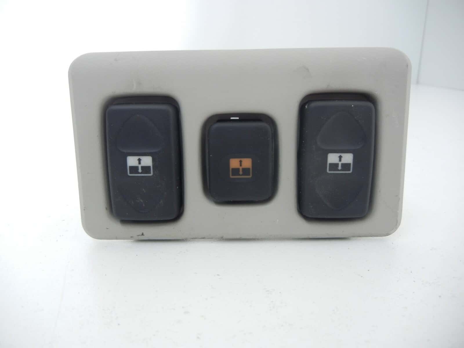 2003-2004 Land Rover Discovery II OEM Overhead Sunroof Switch Panel YUF000210LNF