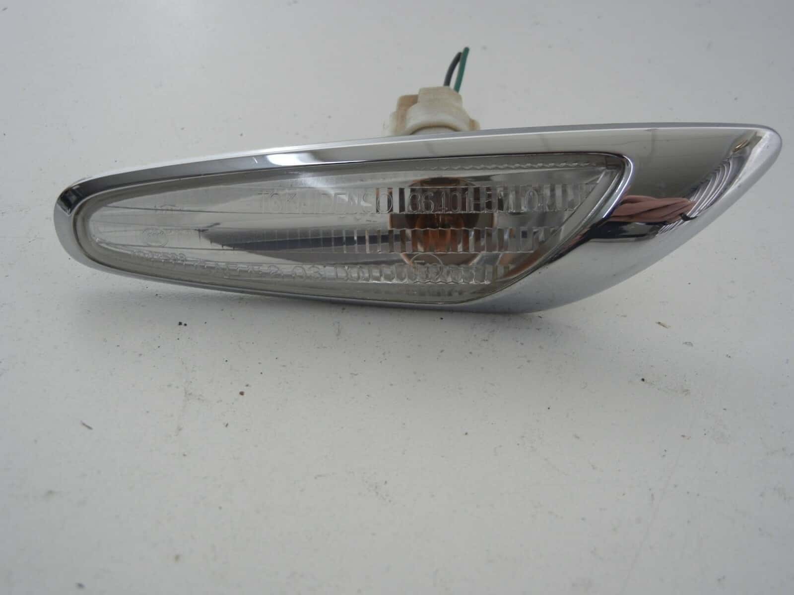 2010-2013 SUZUKI KIZASHI right front fender side marker light lamp RH