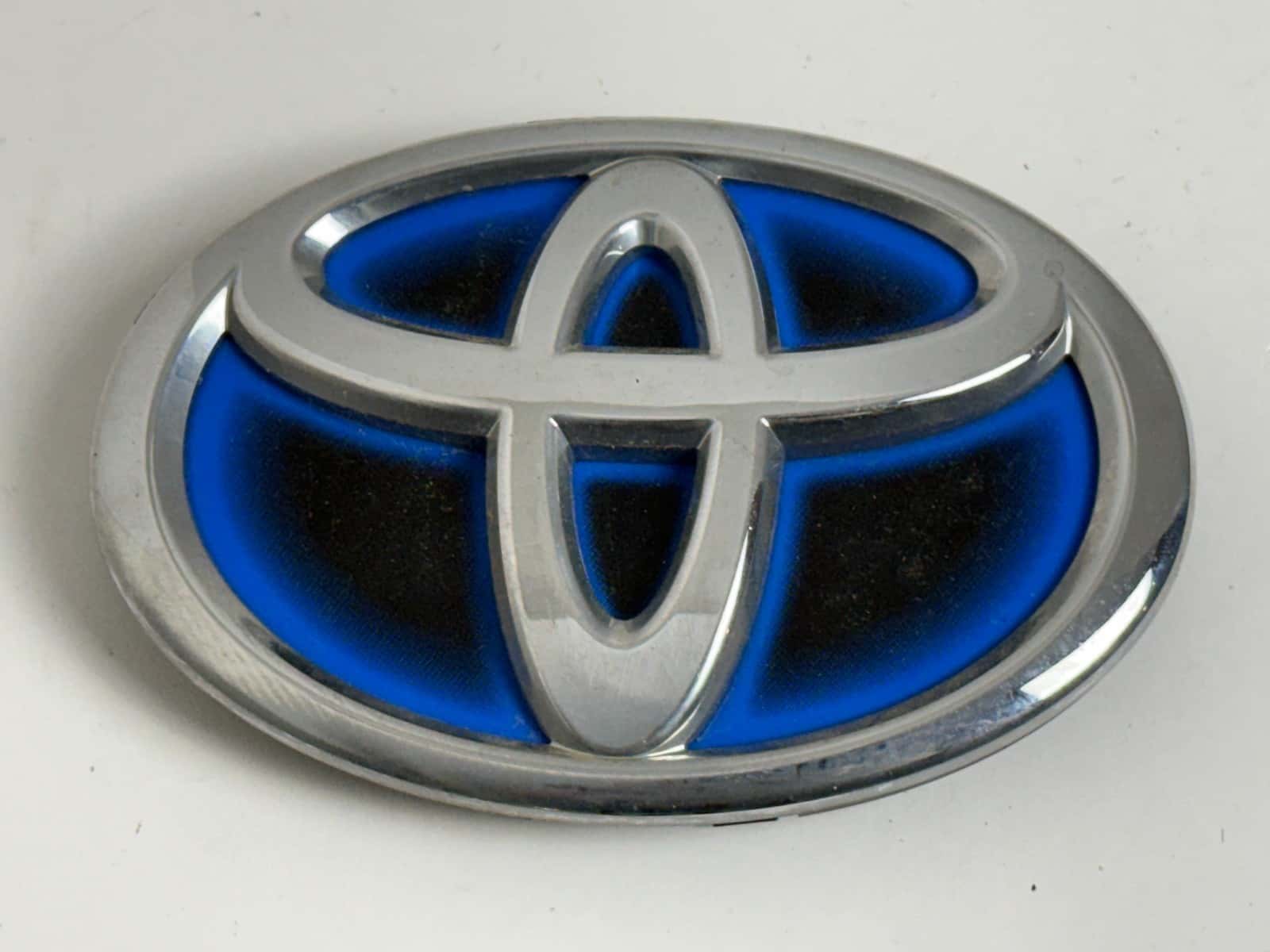 2011-2017 Toyota Prius V Camry Avalon Hybrid Front Hood Emblem Blue Chrome OEM