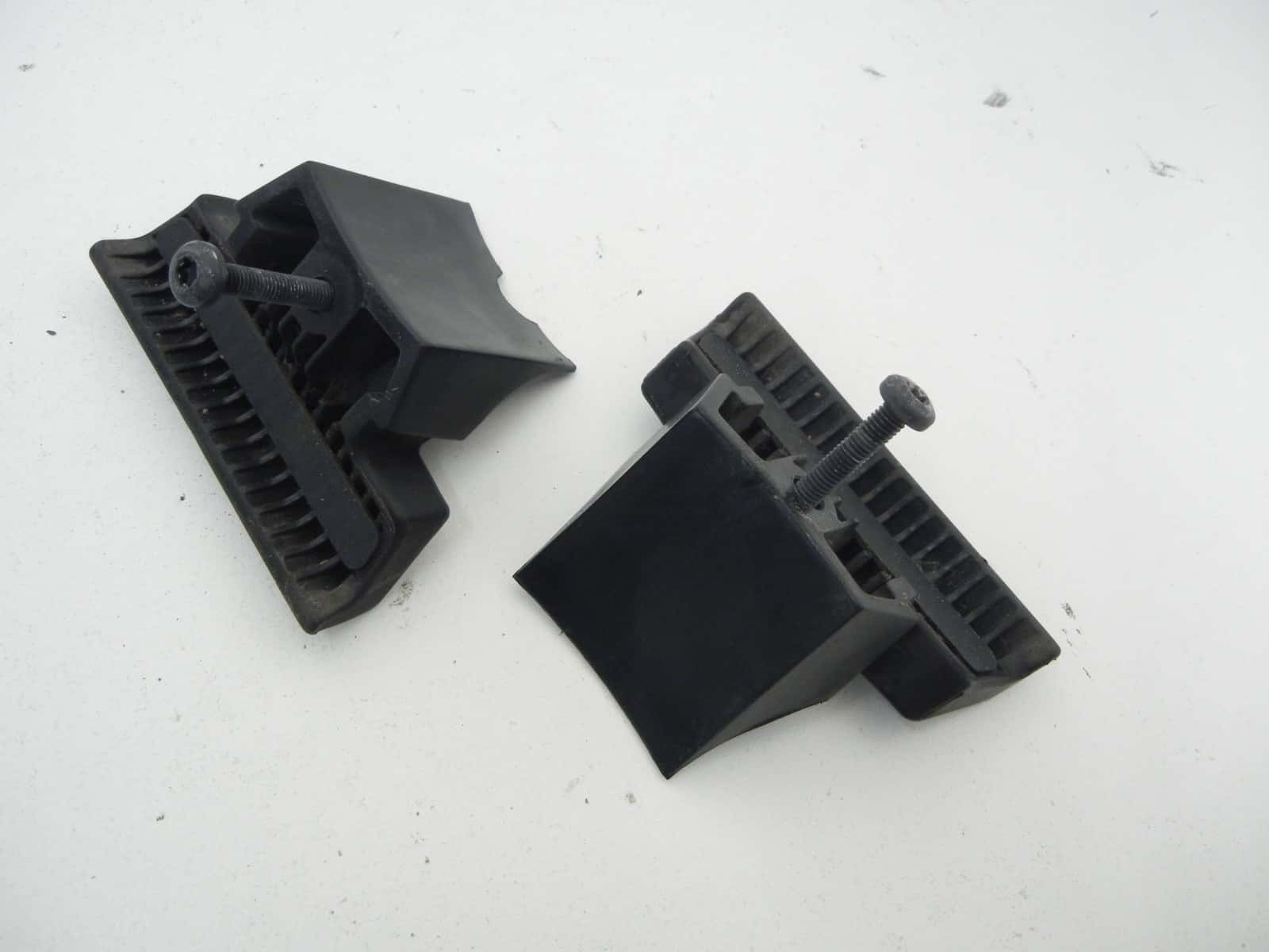 1999-2002 Subaru Forester OEM Roof Crossbar Mount Brackets T30 Bolts Pair