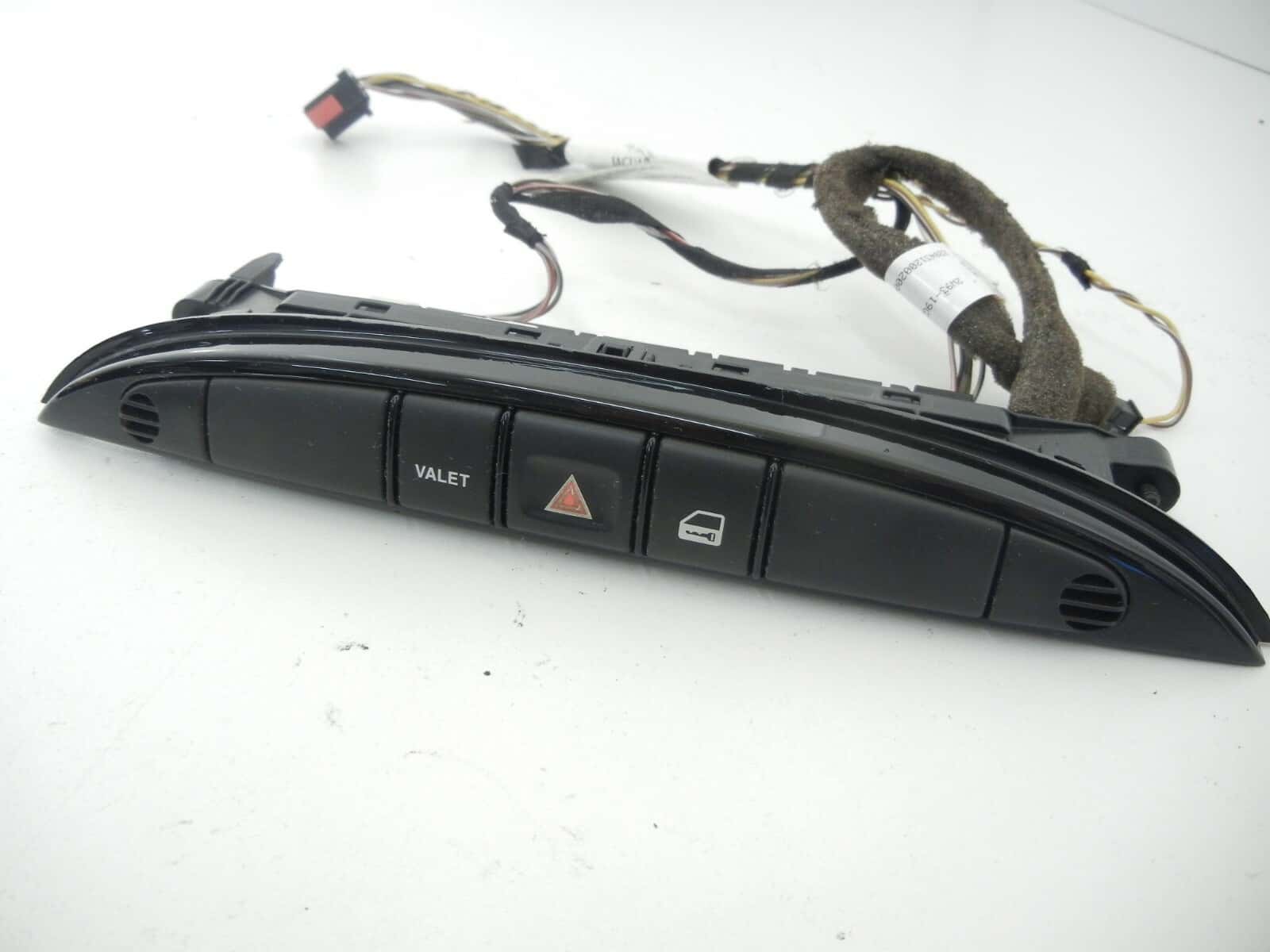 JAGUAR XJ8 FRONT INTERIOR DASH HAZARD CONTROL SWITCH ASSEMBLY 2W93-11B650-AE 04