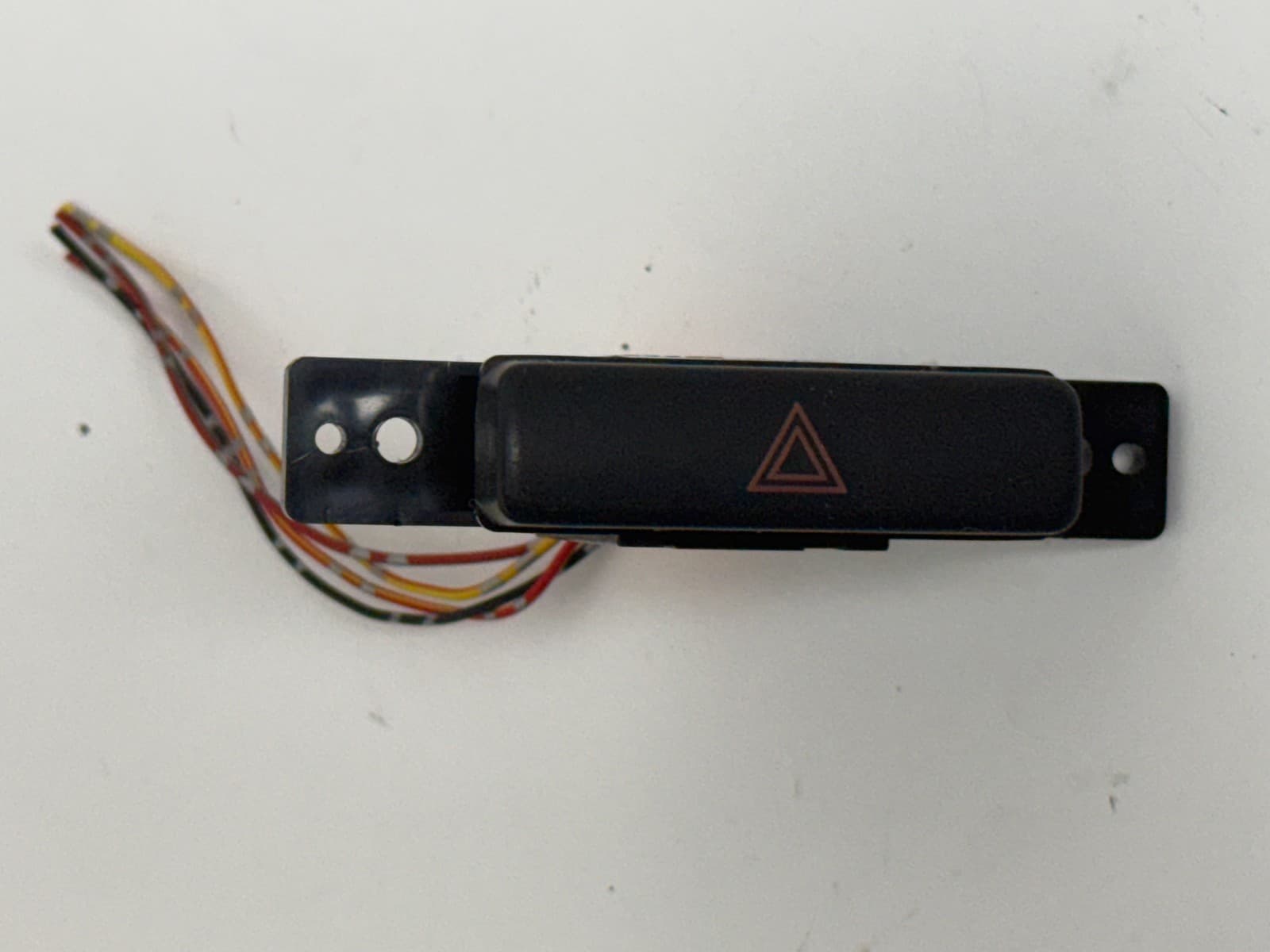 2006-2013 Suzuki Grand Vitara Hazard Warning Switch OEM 37430-64J00 - photo 1