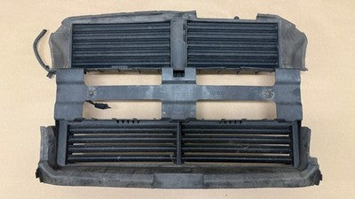 Ford Taurus 2015 OEM Radiator Grille Active Shutter Assembly w/ Motor DG13-8475