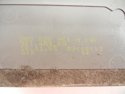 AUDI A4 B6 2000-2006 CENTER HVAC VENT TAUPE 8E0820951