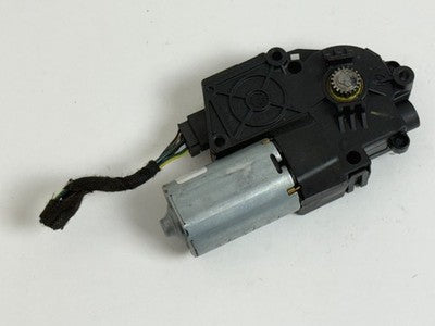 2011-2018 BMW X1 X3 X4 X5 Panoramic Sunroof Moonroof Drive Motor 67617316396 OEM
