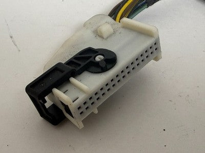 2010-2017 BMW 535i GT 550i GT F10 TIRE PRESSURE CONTROL MODULE CONNECTOR WIRES