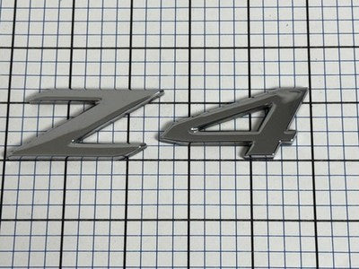 BMW Z4 trunk emblem OEM logo letters used