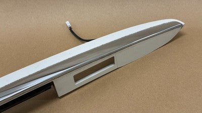 2004-2007 Lexus RX330 RX350 RX400h GATE trim garnish white OEM 76811-0E020