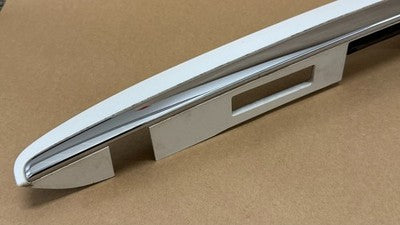 2004-2007 Lexus RX330 RX350 RX400h GATE trim garnish white OEM 76811-0E020