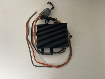 FORD C-MAX Escape 13-18 Converter Charger Inverter 110 Volt Center Console