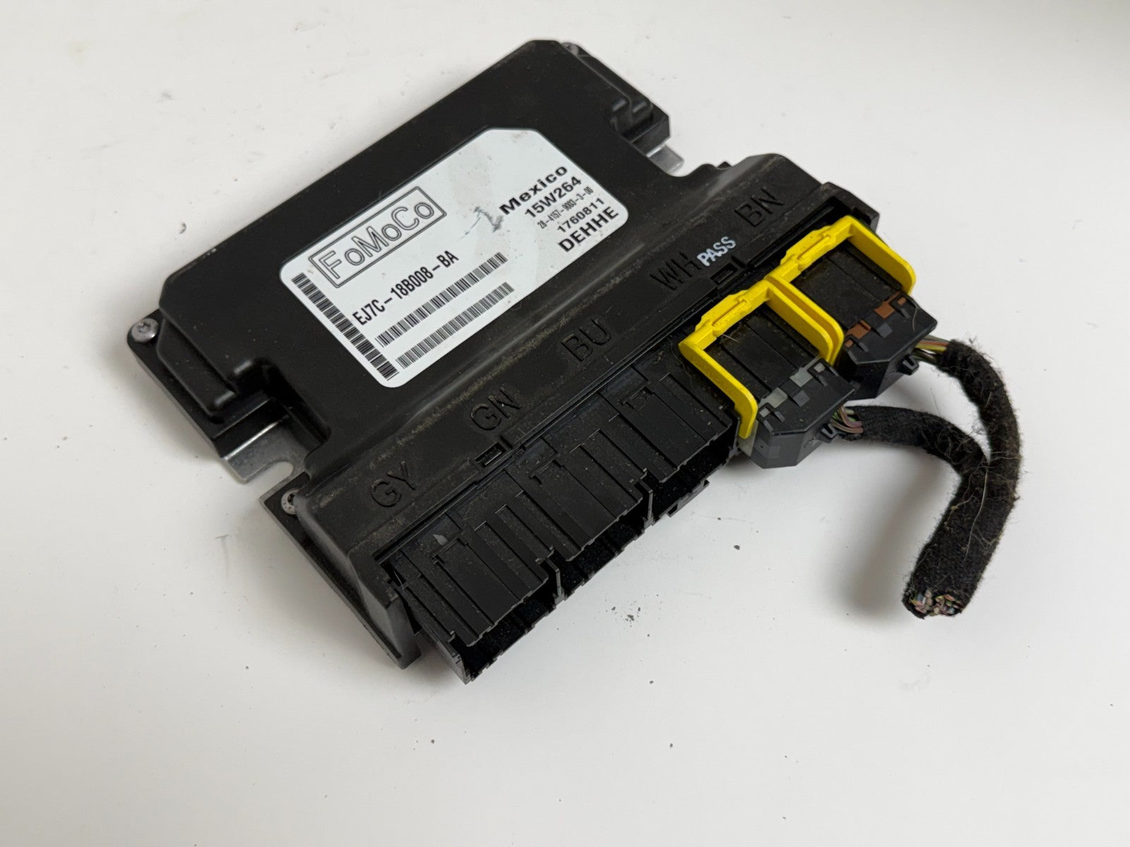 2015-2018 LINCOLN MKC OEM Body Active Suspension Control Module EJ7C-18B008-BA