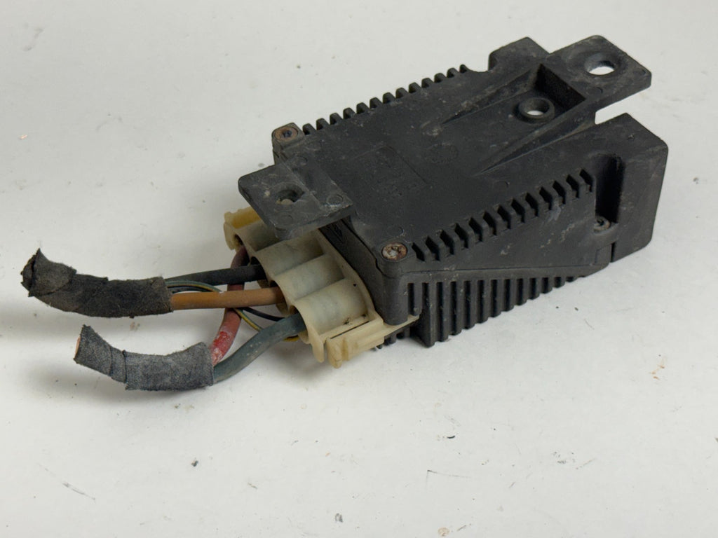 Mercedes W220 2000 S500 CL500  HVAC Auxiliary Fan Control Unit 0275456432 OEM
