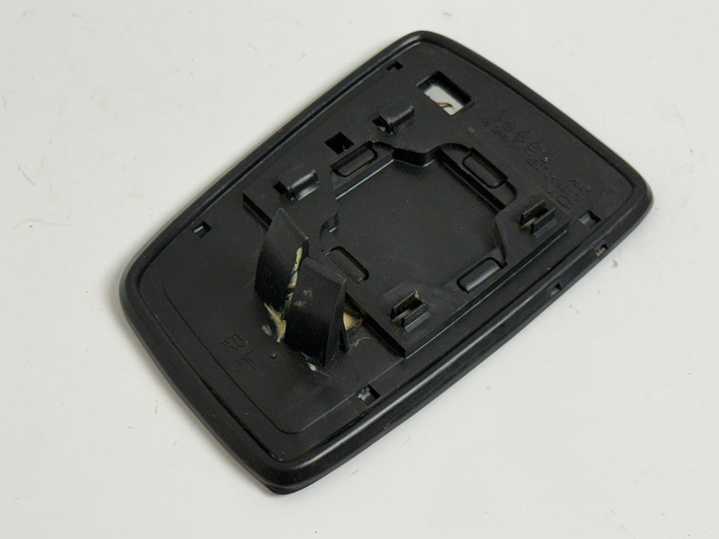 2005-2008 KIA SPORTAGE OEM Right Non Heated Mirror Glass Pasenger Side RH