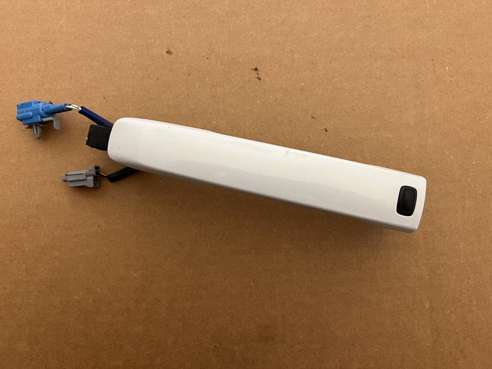Infiniti G37x G25 G37  White Pearl Front Left Driver Door Handle access switch