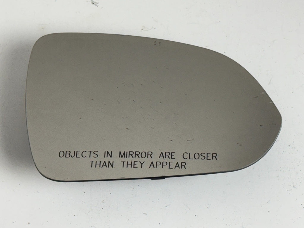 2018-2022 HYUNDAI ACCENT OEM Right Side Base Mirror Glass Passenger scratched