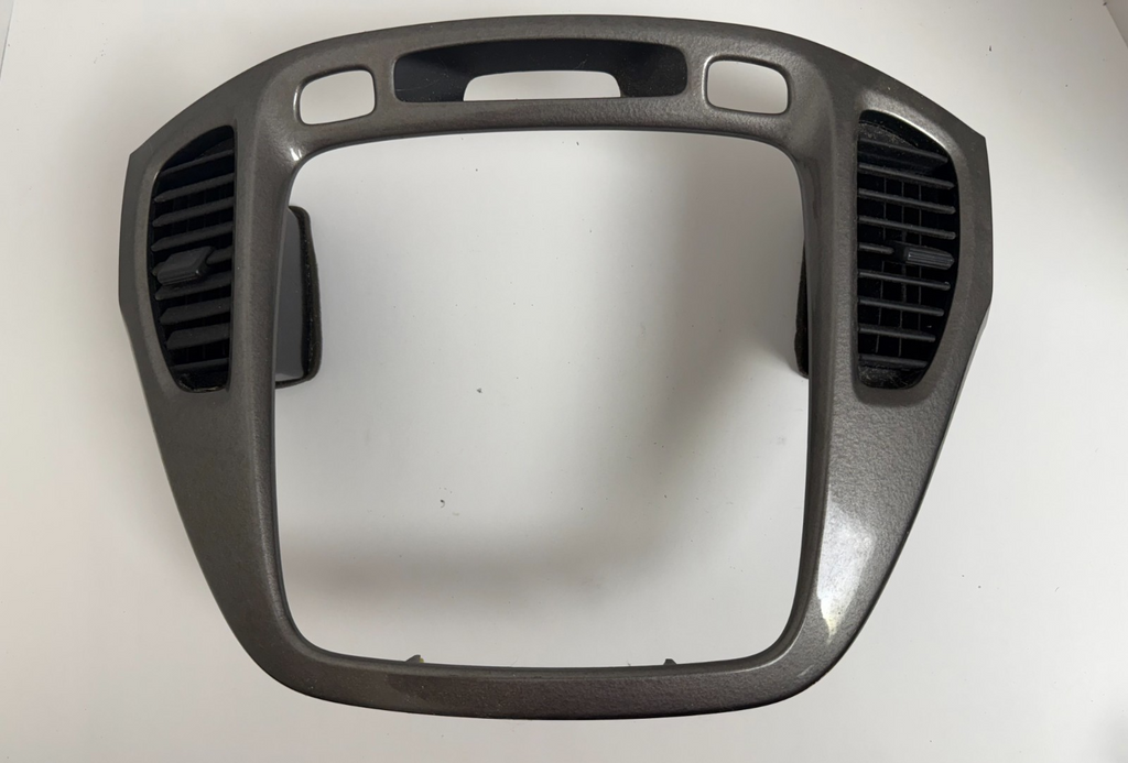 2001-2004 Toyota Highlander Center Dash Radio AC Vent Bezel Gray 55405-48090-B0