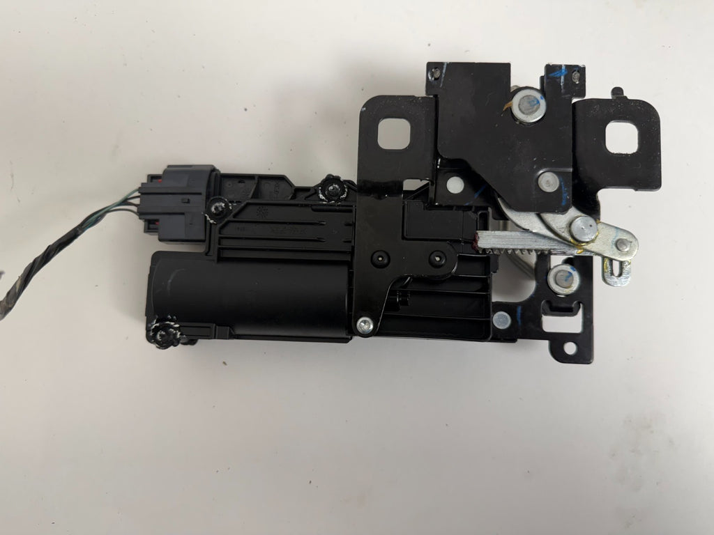 2013-2020 Lincoln MKZ Trunk Lid Striker Actuator DP53-F404B12-AE OEM