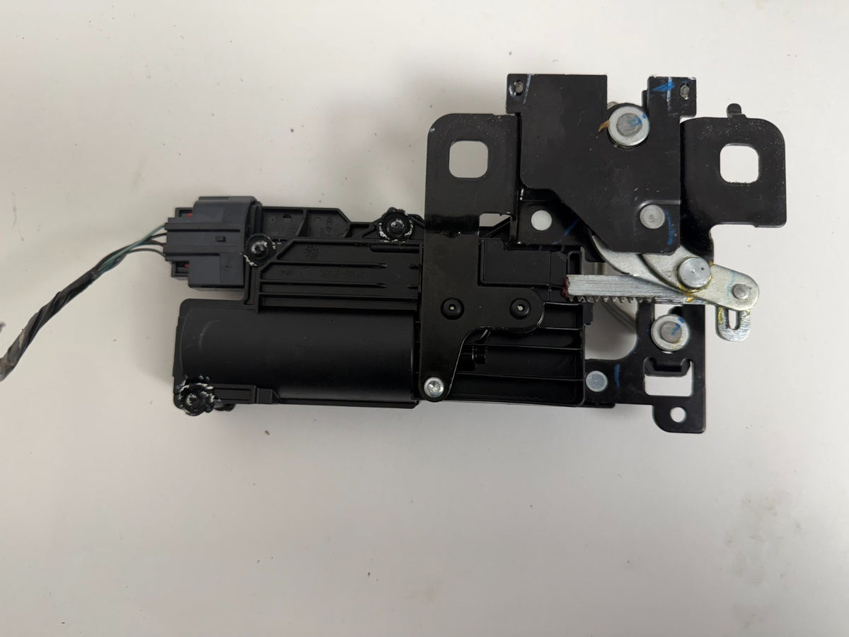 2013-2020 Lincoln MKZ Trunk Lid Striker Actuator DP53-F404B12-AE OEM