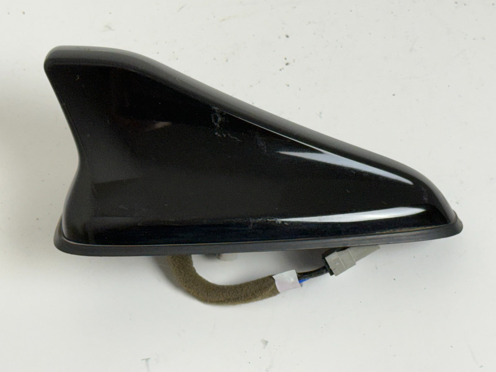 2020-2022 HYUNDAI IONIQ SHARK FIN ANTENNA 96210-G2580NKA Black