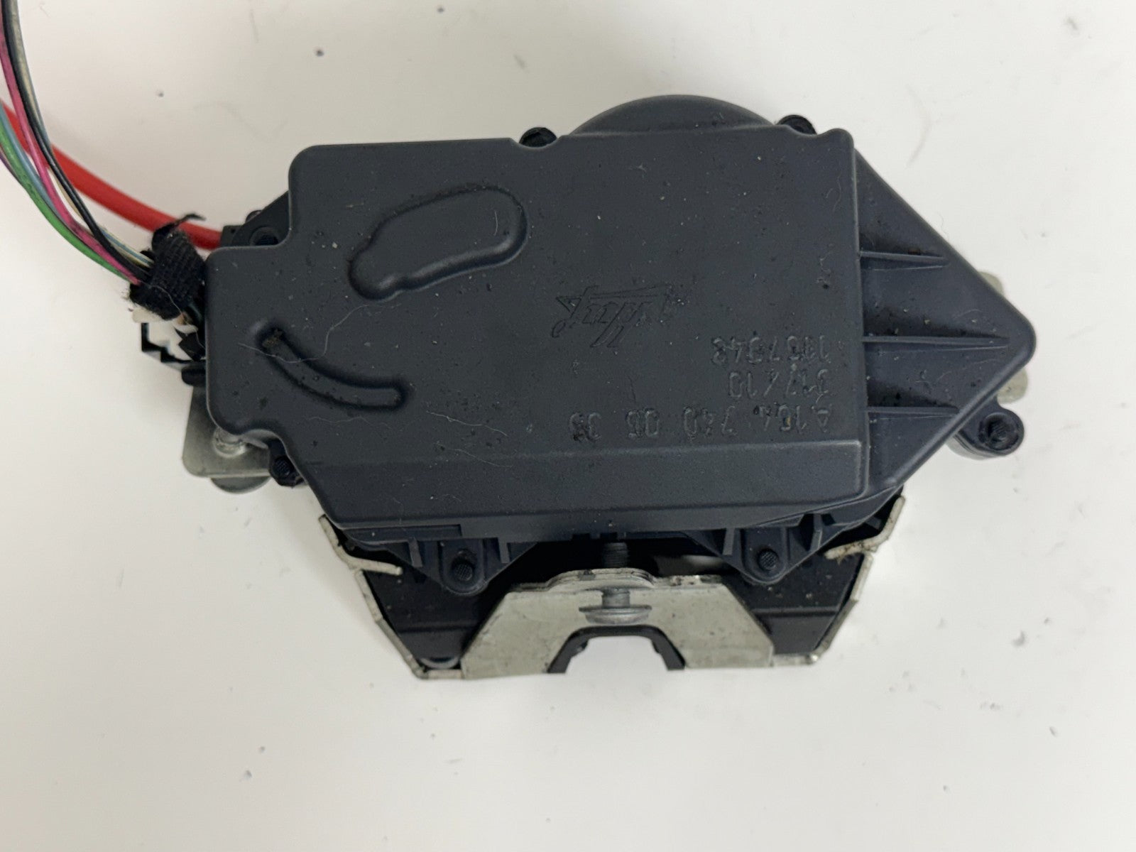 2004-2011 Mercedes E-Class ML Rear Tailgate Hatch Lock Actuator A1647400635 OEM