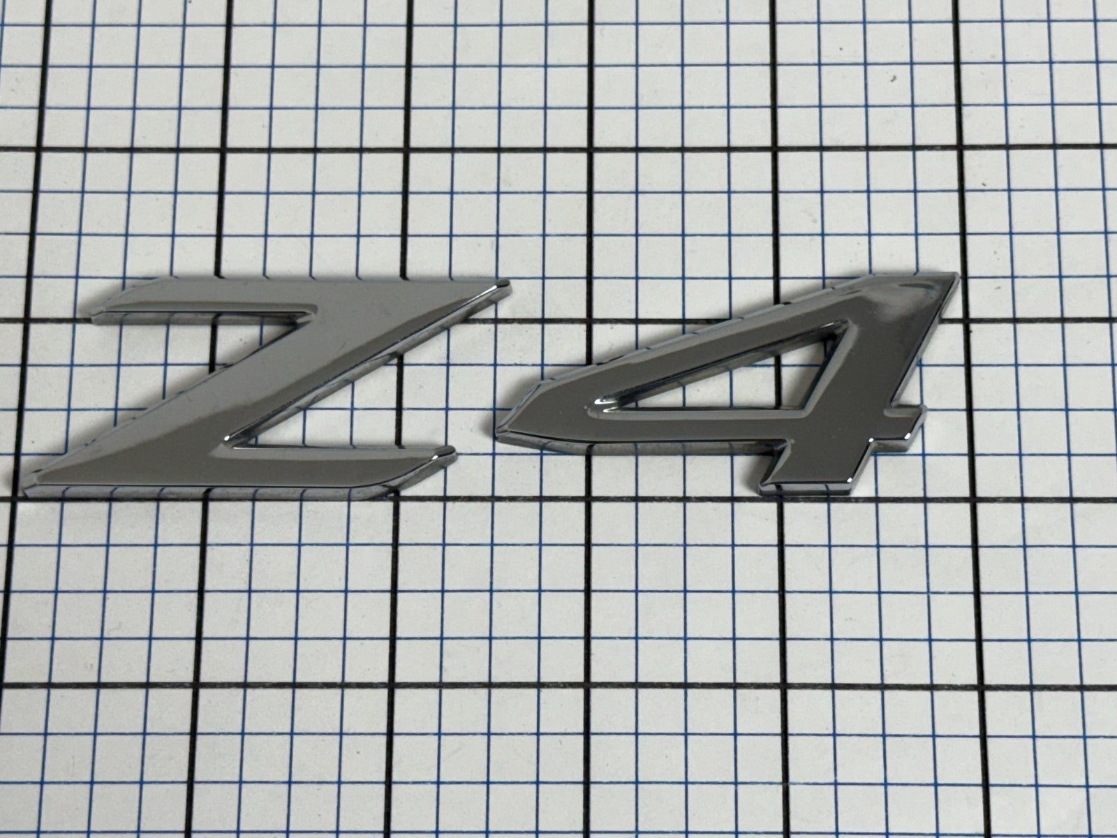 BMW Z4 trunk emblem OEM logo letters used