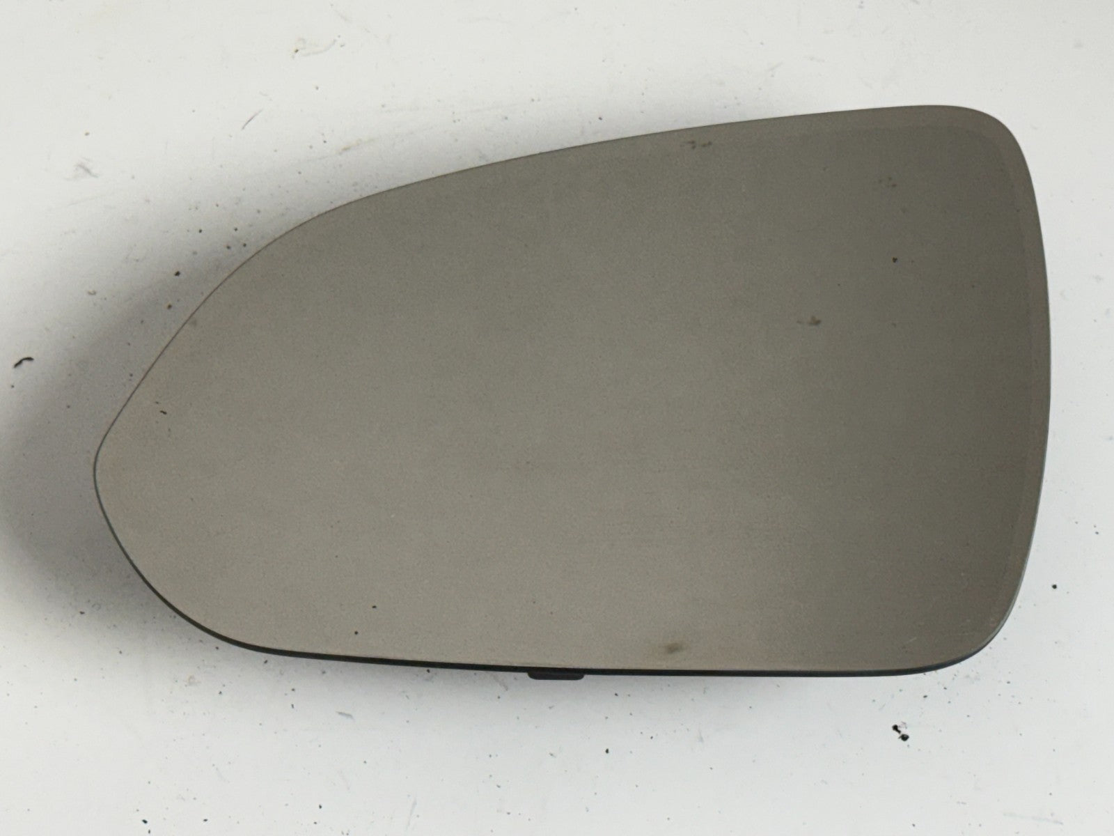 2018-2022 HYUNDAI ACCENT OEM Left Side Base Mirror Glass Driver scratched