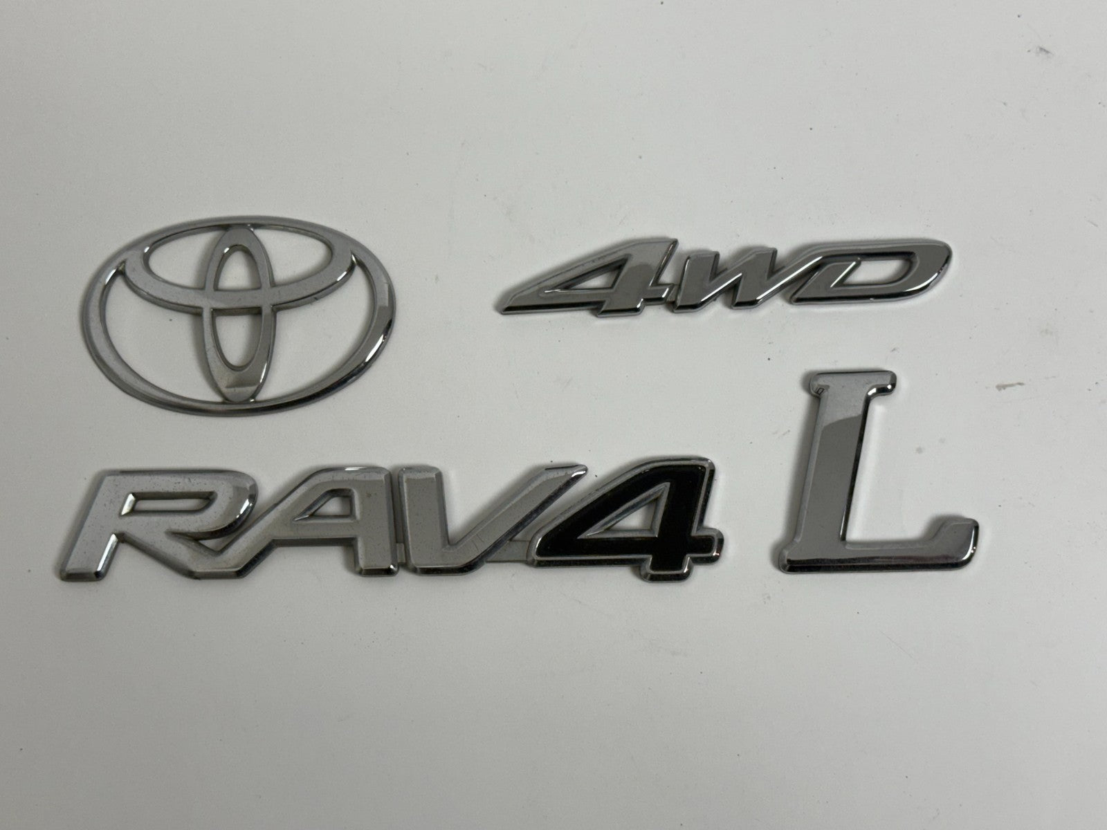 2006-2008 Toyota RAV4 L 4WD XA30 OEM rear liftgate emblem set 75431-0R060