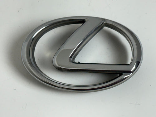 2004-2009 Lexus RX330 RX400h front grille emblem  OEM 75311-48070