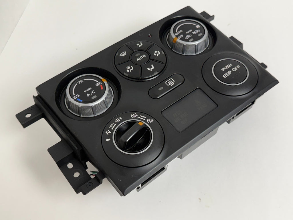 2006-2008 Suzuki Grand Vitara A/C Climate Control 4WD Switch 39510-65J52-CAT OEM