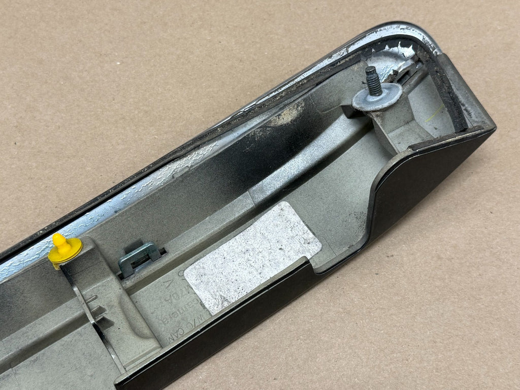 2004-2009 NISSAN QUEST TRUNK LIFT GATE HANDLE HATCH TRIM MOLDING PANEL Black