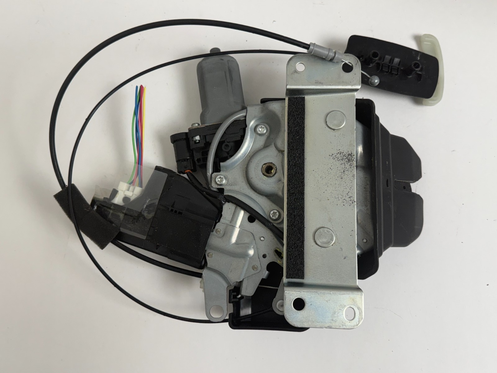 2011-2019 INFINITI M37 M56 Q70 OEM REAR TRUNK AUTO LOCK LATCH ACTUATOR MOTOR