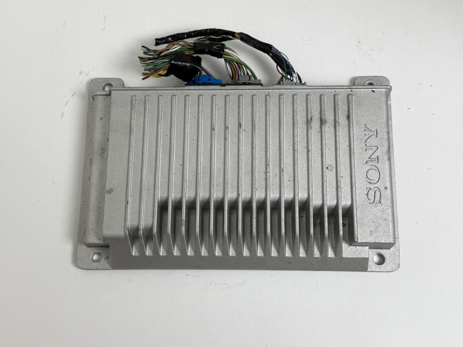 2017-2019 FORD EXPLORER Sony 12 speaker Audio Radio Amplifier FB5T-18B849-AJ