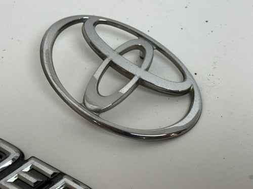 1990-1995 Toyota 4Runner V6 SR5 OEM rear liftgate emblem set 75441-89103