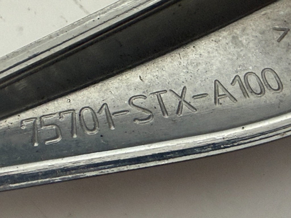 2007-2009 Acura MDX 2008 front emblem badge logo OEM