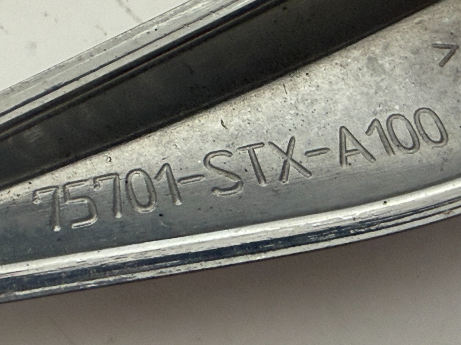 2007-2009 Acura MDX 2008 front emblem badge logo OEM