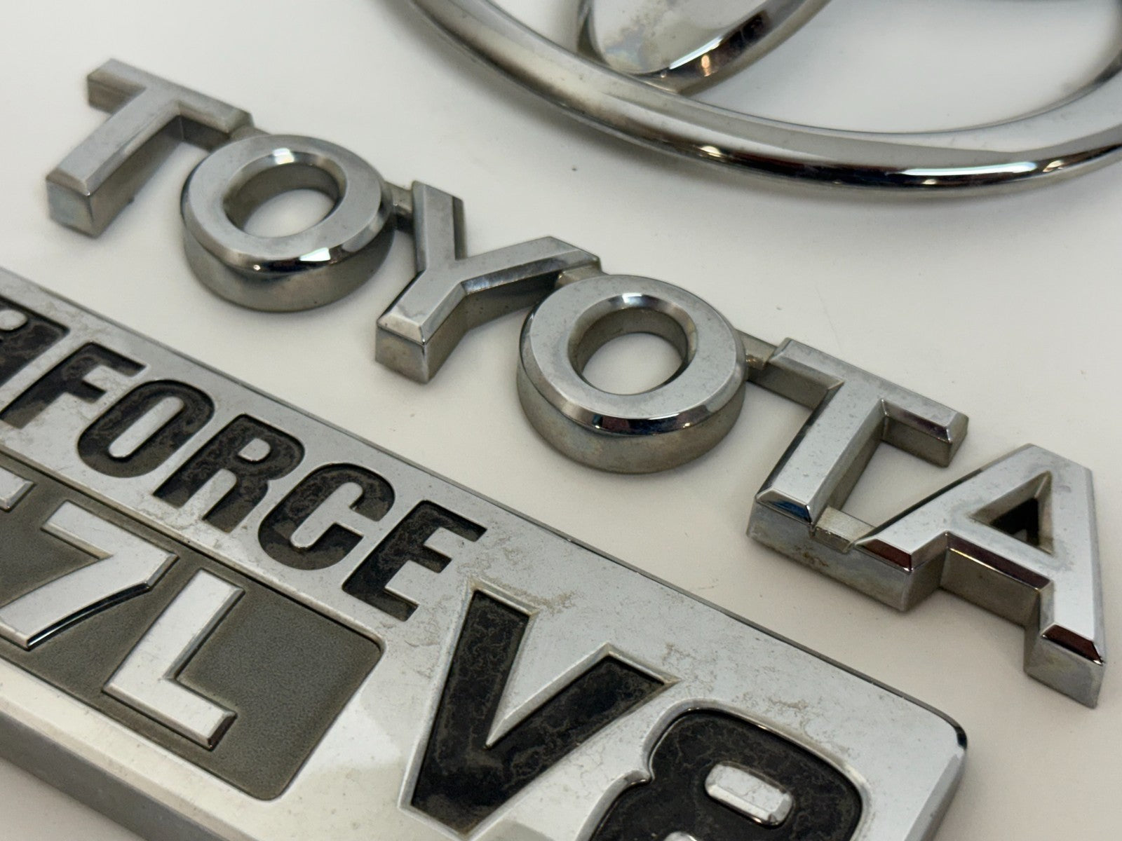 2008-2020 Toyota SEQUOIA iForce V8 5.7L OEM rear liftgate emblem set 75443-34030