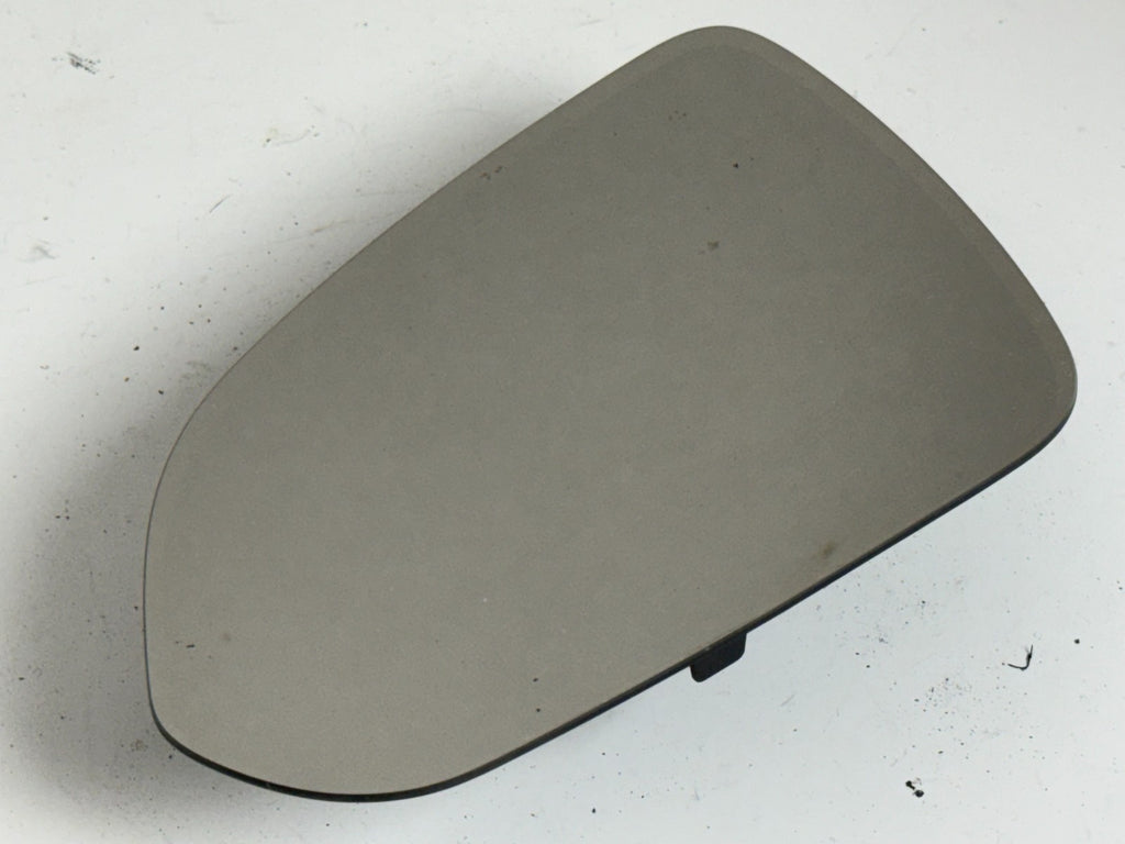 2018-2022 HYUNDAI ACCENT OEM Left Side Base Mirror Glass Driver scratched