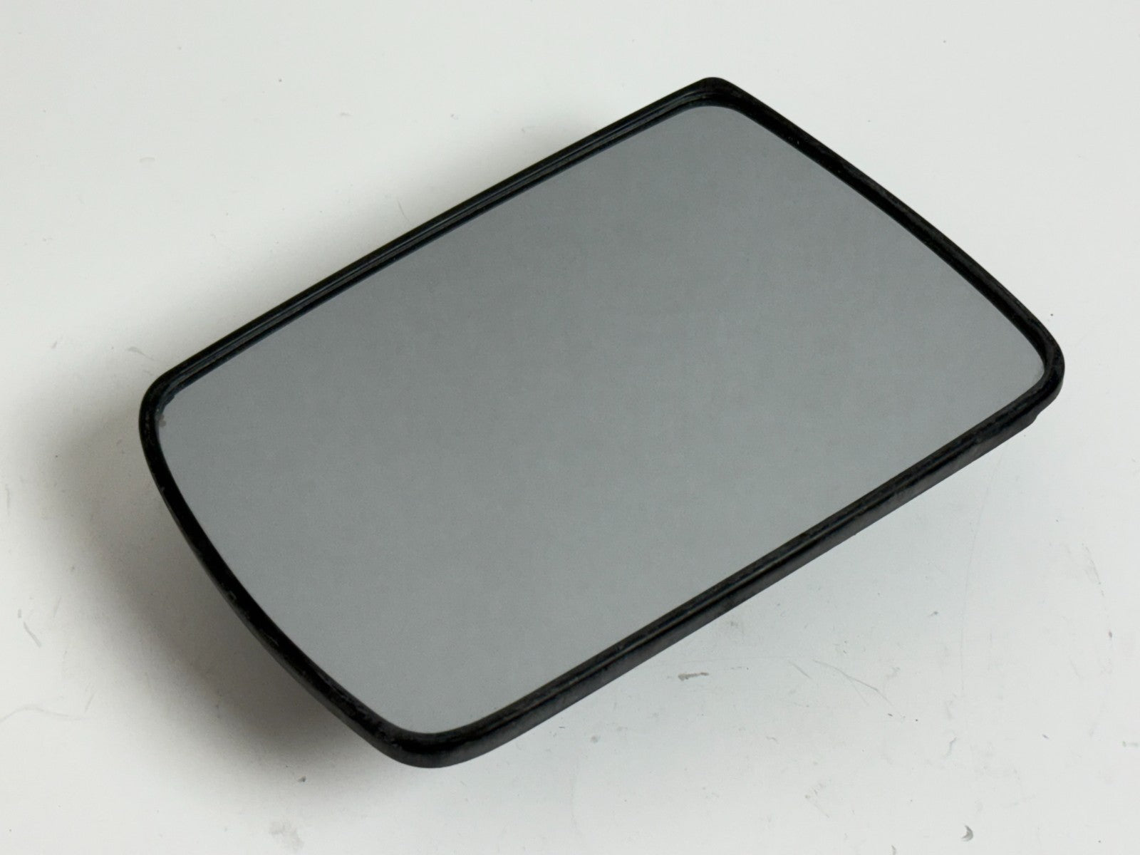 2009-2011 KIA BORREGO OEM Left Non Heated Mirror Glass Passenger Side