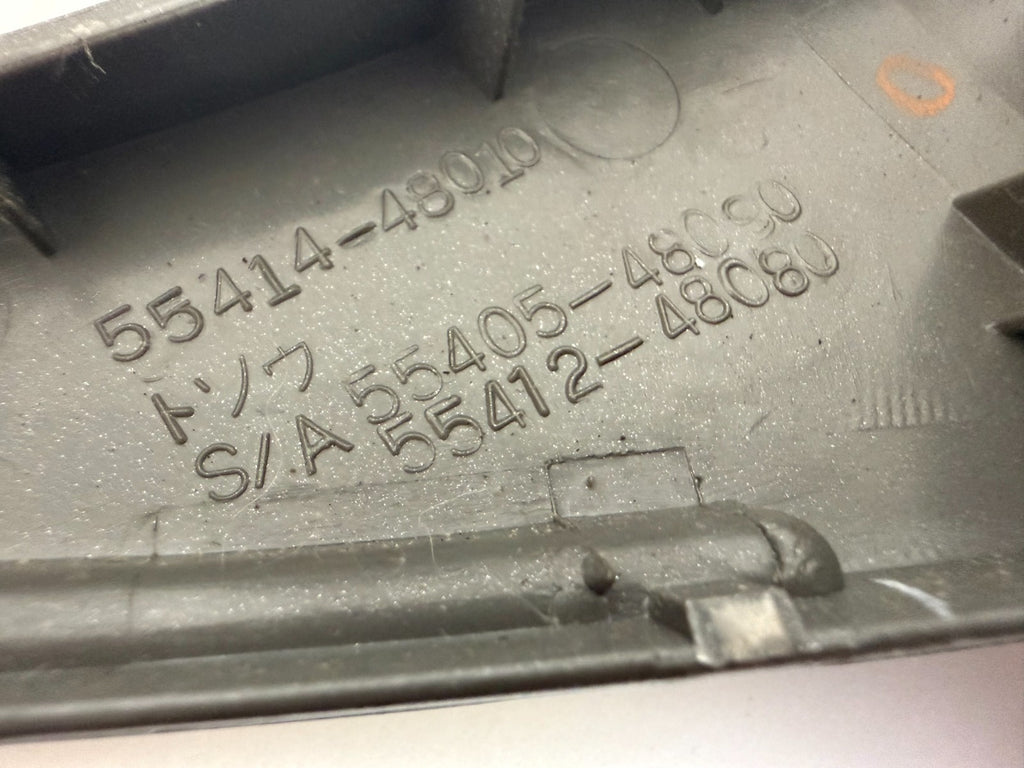 2001-2004 Toyota Highlander Center Dash Radio AC Vent Bezel Gray 55405-48090-B0