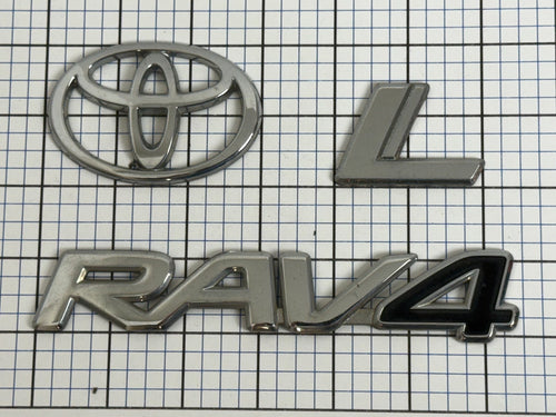 2001-2005 Toyota RAV4 XA20 OEM rear liftgate emblem set 75471-42020