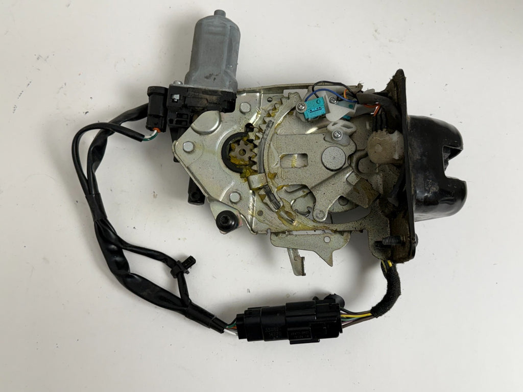 2016-2019 LINCOLN MKC REAR LIFTGATE POWER TRUNK LOCK LATCH ACTUATOR  OEM