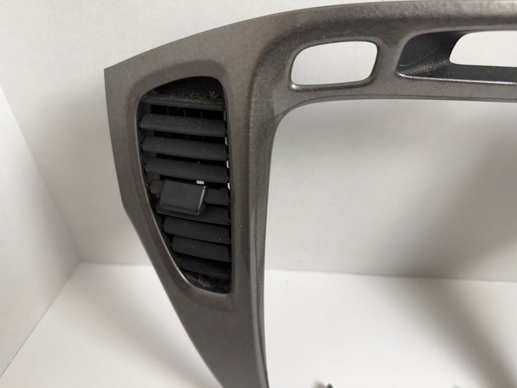 2001-2004 Toyota Highlander Center Dash Radio AC Vent Bezel Gray 55405-48090-B0
