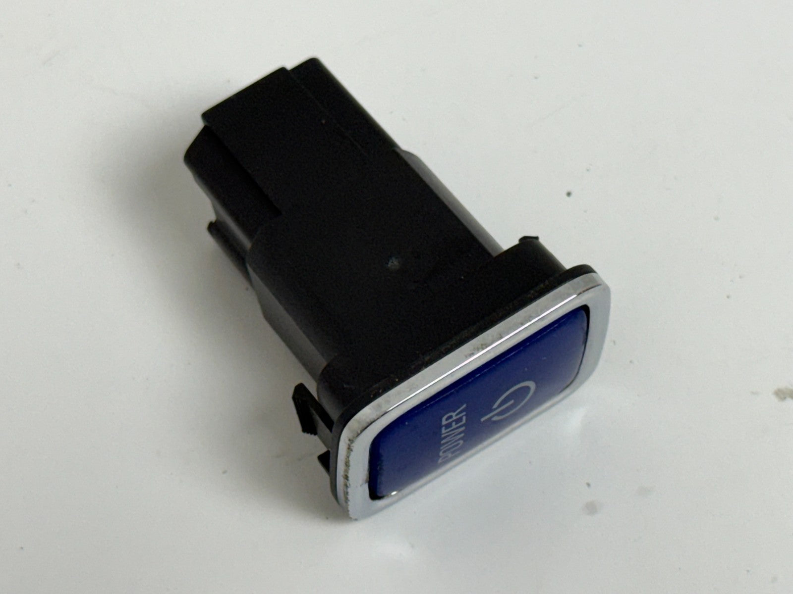 2011-2019 CHEVROLET VOLT OEM PUSH START IGNITION POWER BUTTON BLUE 20795321