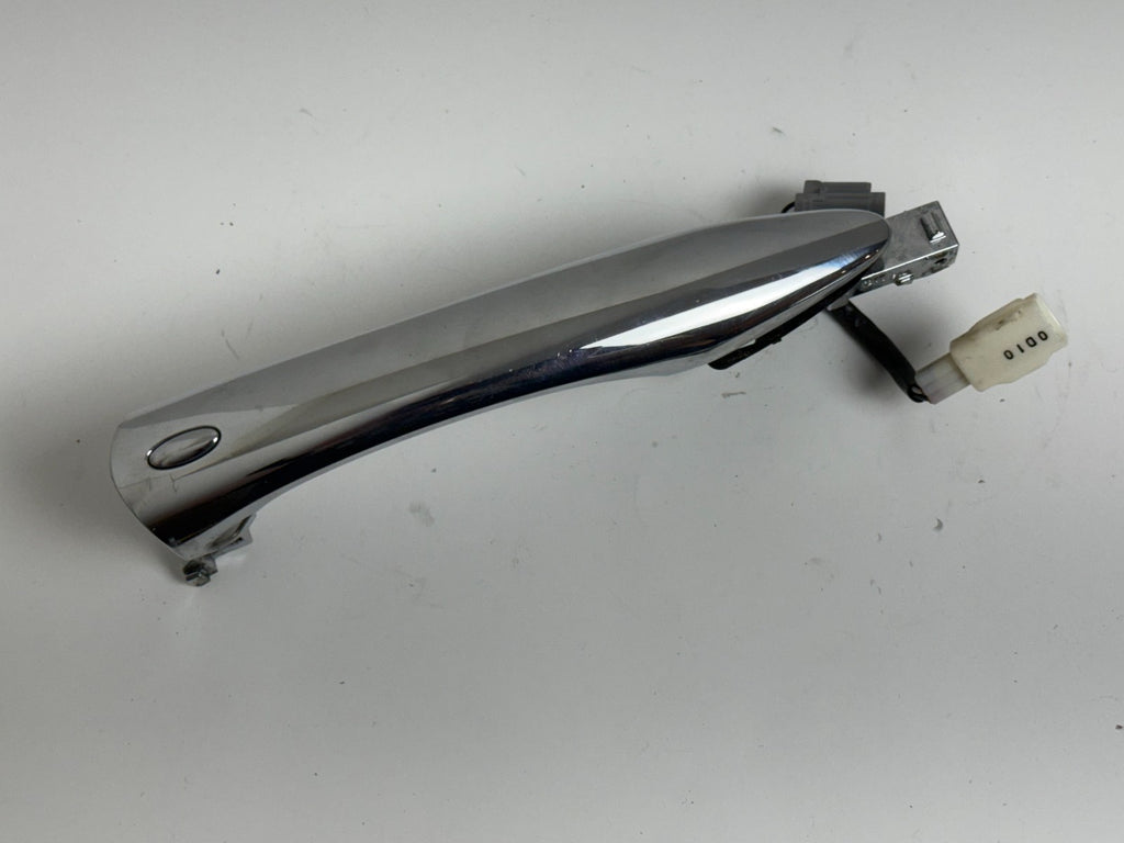 2011-2019 Infiniti Q70 OEM Front Right Passenger Side Exterior Door Handle