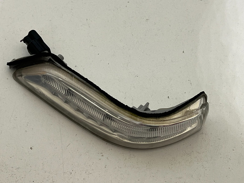ACURA TL 2007 2008 LEFT DOOR DRIVER SIDE MIRROR SIDE MARKER TURN LIGHT
