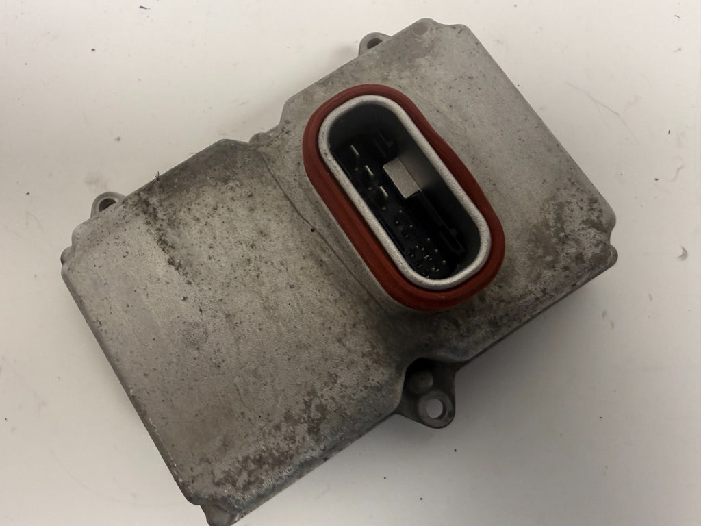 2004-2006 Audi A8 4.2 D3 S8 OEM Xenon Control Unit Light Module 5DF008279-10