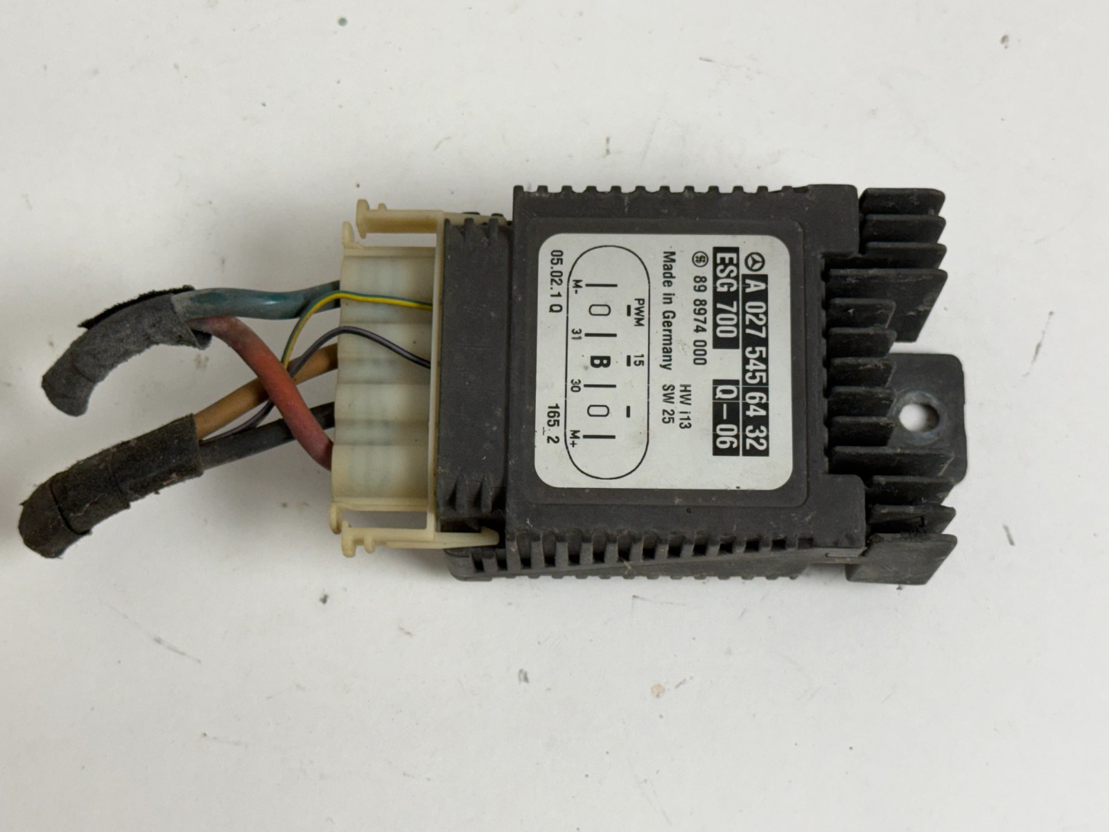 Mercedes W220 2000 S500 CL500  HVAC Auxiliary Fan Control Unit 0275456432 OEM