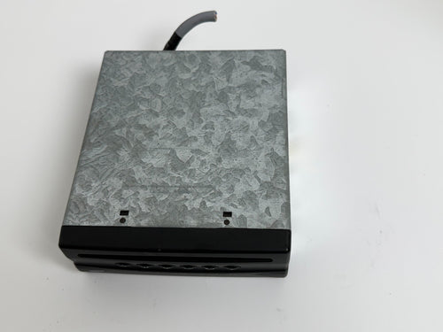 2003-2006 VOLVO XC90 OEM ARMREST REAR ENTERTAINMENT DVD PLAYER MB8000 DVD