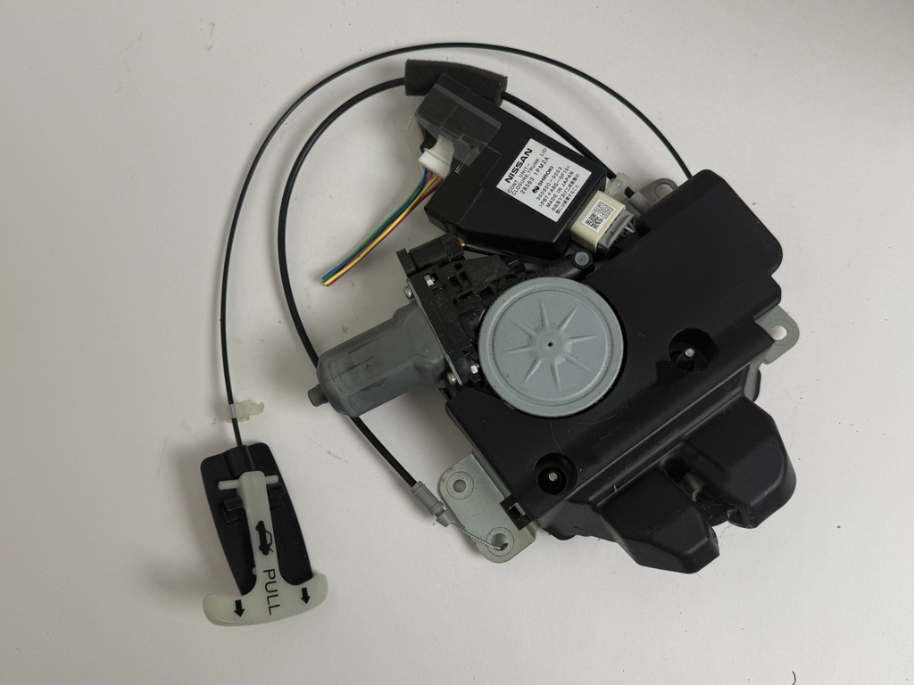 2011-2019 INFINITI M37 M56 Q70 OEM REAR TRUNK AUTO LOCK LATCH ACTUATOR MOTOR