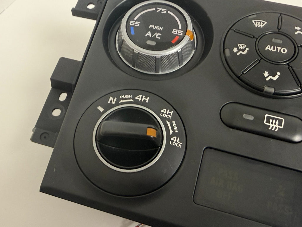 2006-2008 Suzuki Grand Vitara A/C Climate Control 4WD Switch 39510-65J52-CAT OEM